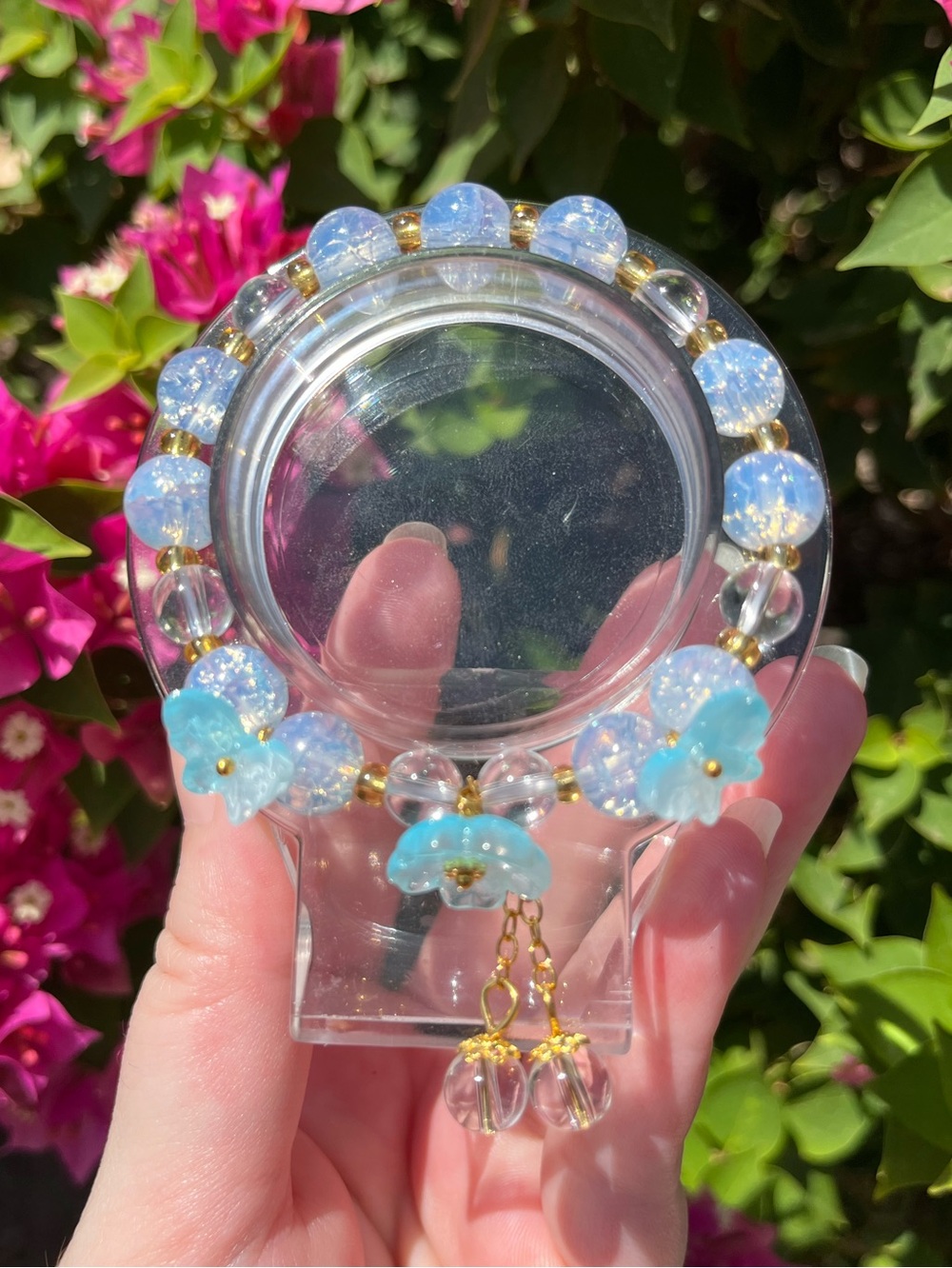 Floral Glass Beaded Bracelet With Butterfly Charms NWOT